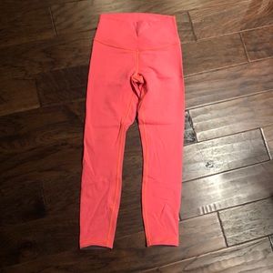 Lululemon reversible leggings, size 6